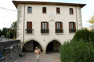  Albergue de la Trinidad de Arre