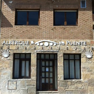  Albergue Puente