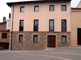  Albergue Villamayor de MonjardÃ­n